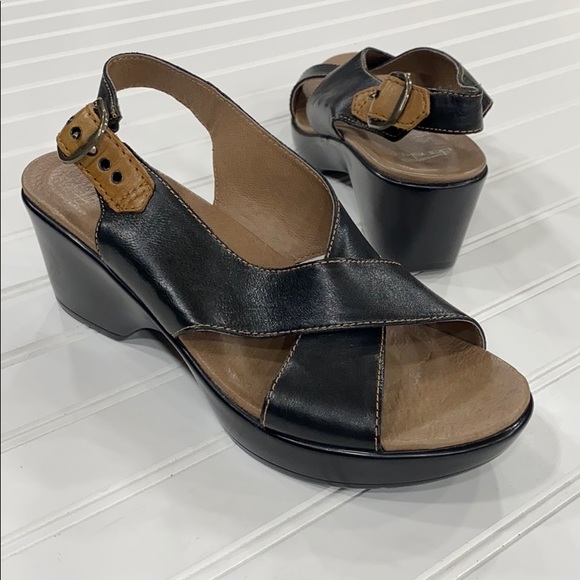 dansko jacinda sandals